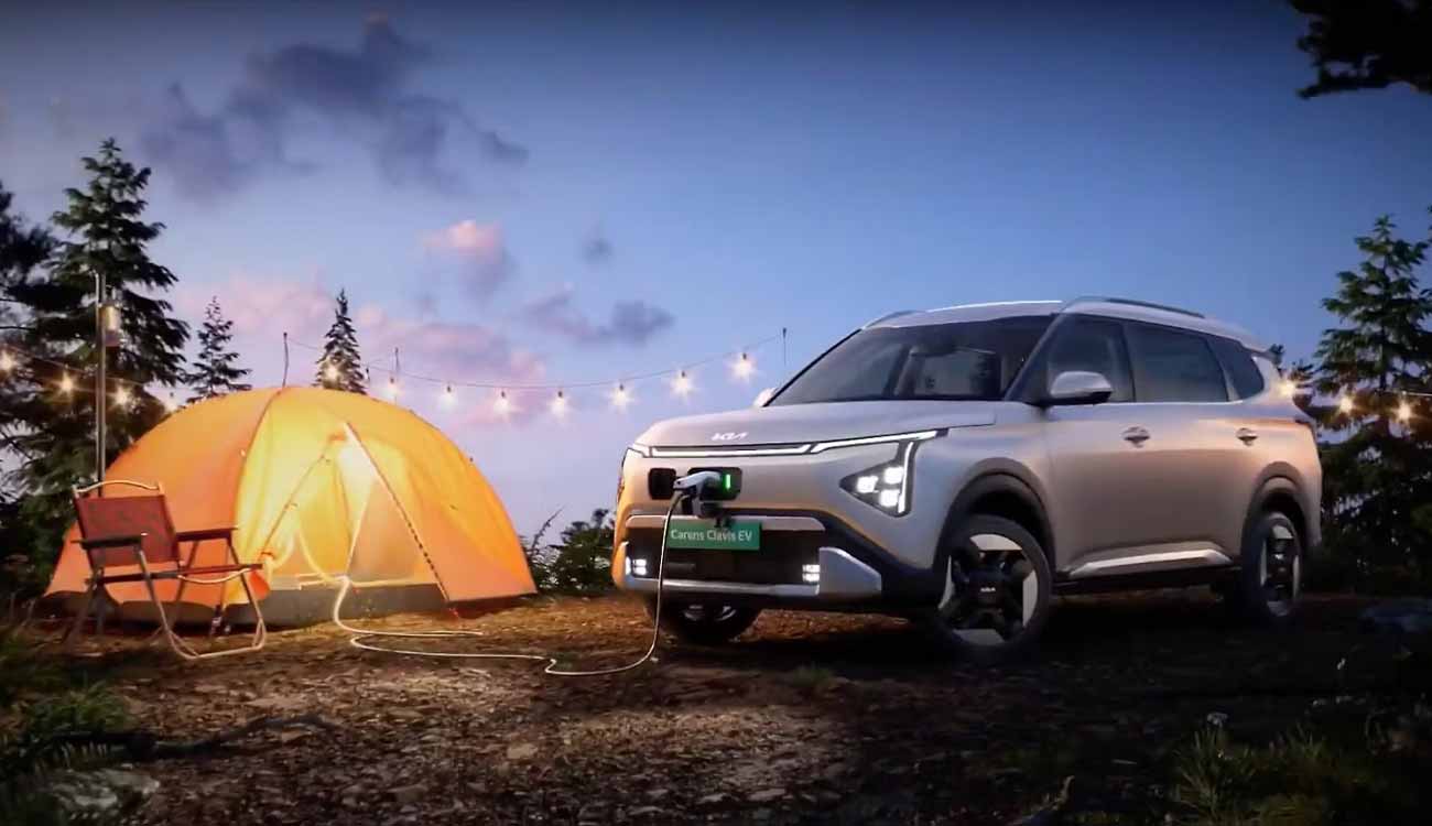 Kia Carens Clavis EV Launching Today in India