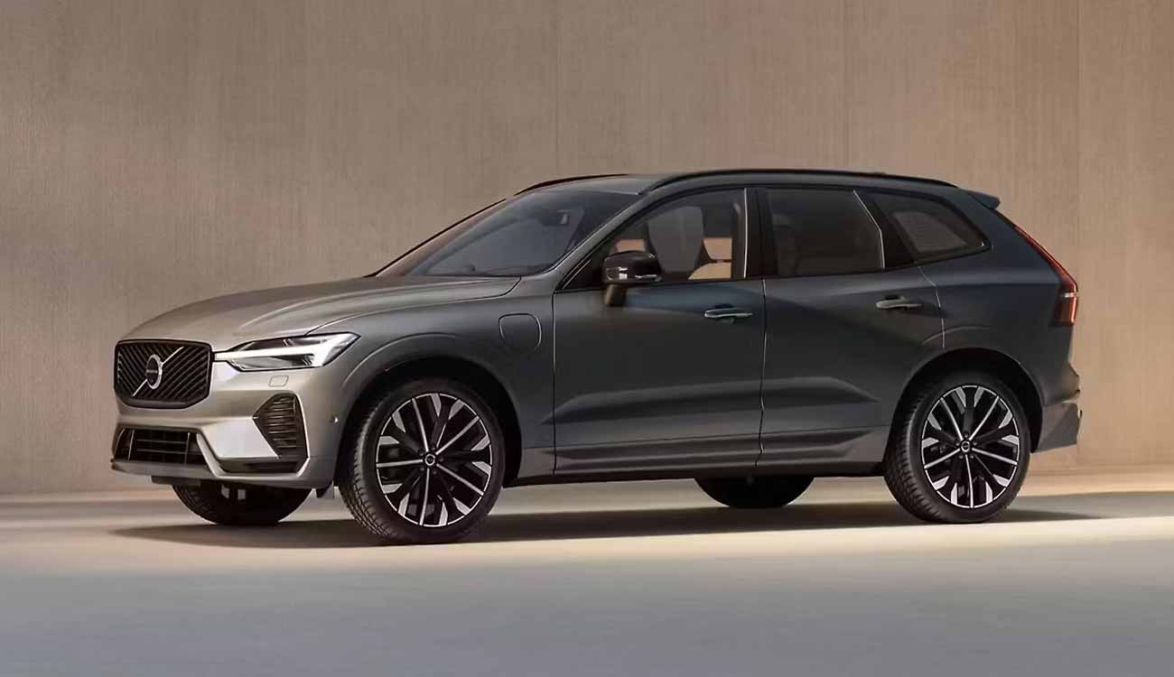 Volvo XC60 Facelift Arrives in India on August 1