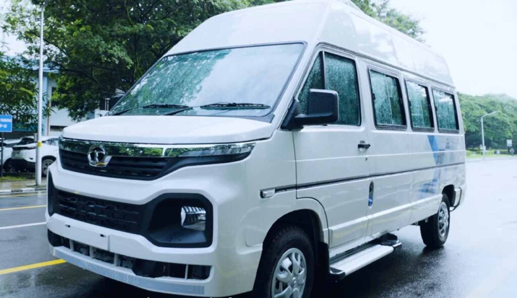 Tata Winger Plus 2025 exterior
