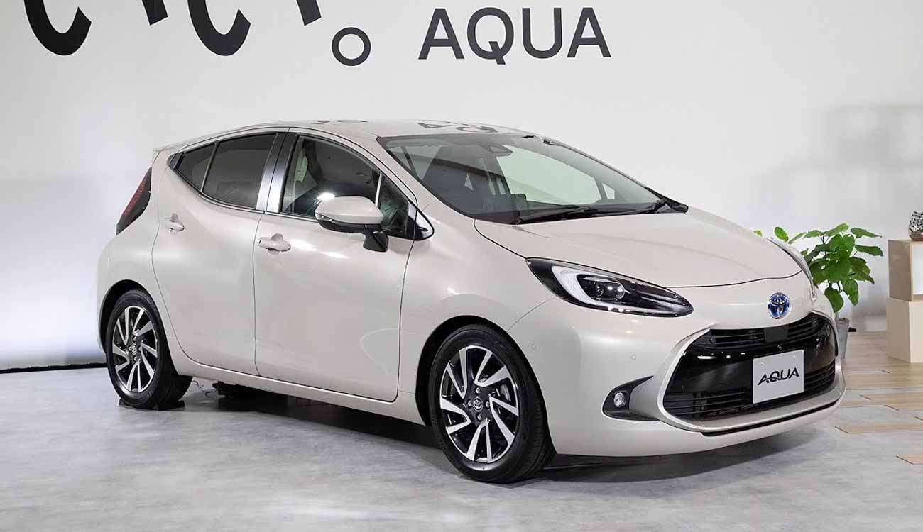 Toyota Aqua Spotted Testing in India – 35.8 km/l Hybrid Efficiency