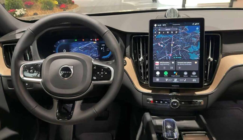 volvo XC60 Facelift interior
