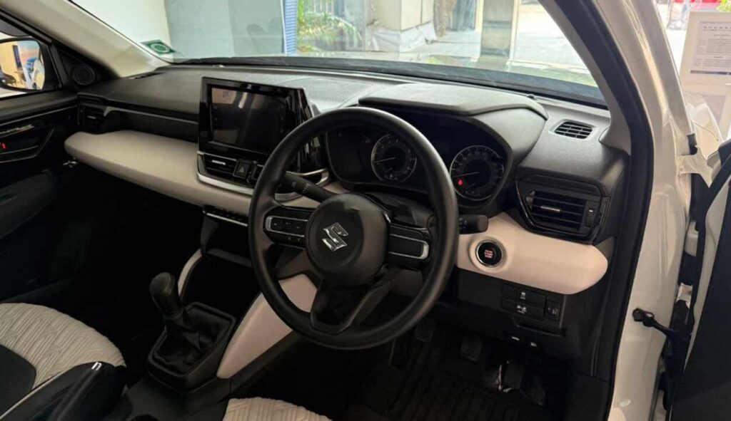 Suzuki Victoris LXI CNG Dashboard