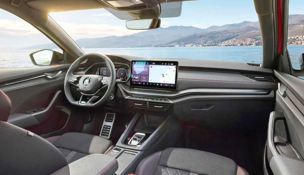 skoda octavia rs 2025 interior