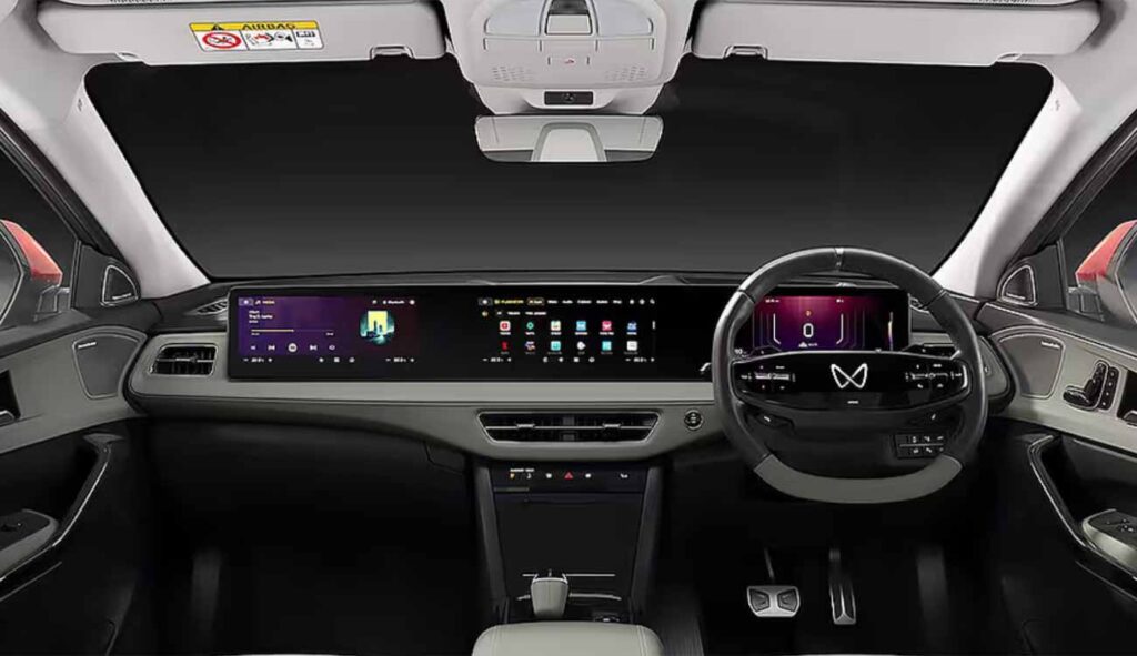 Mahindra XEV 7e Cabin