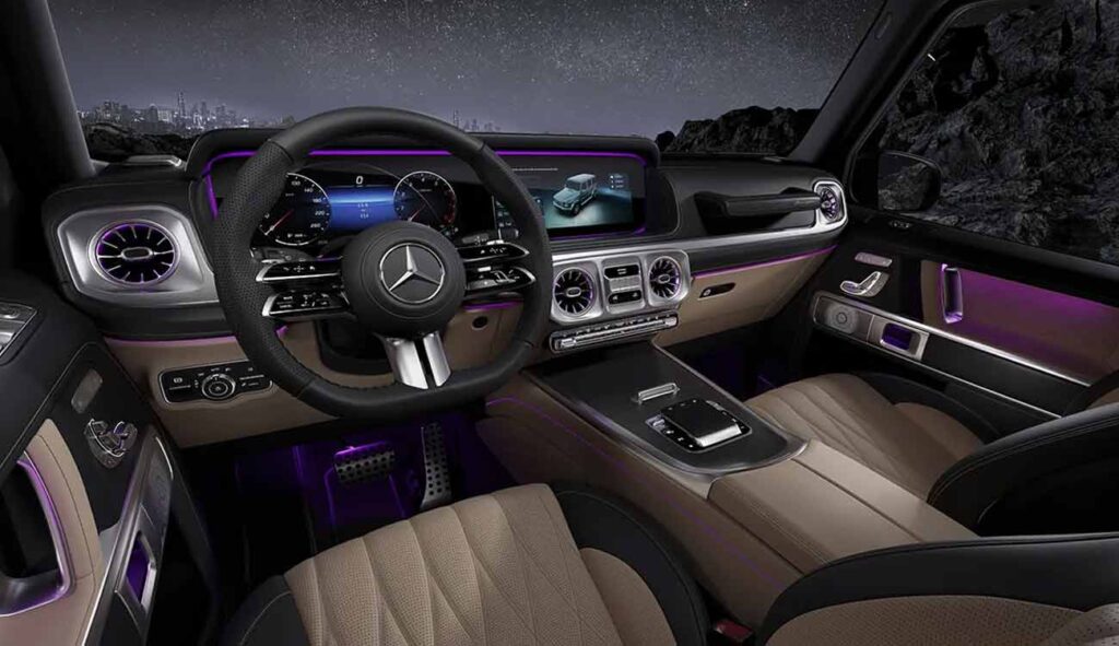 Mercedes G 450d cabin