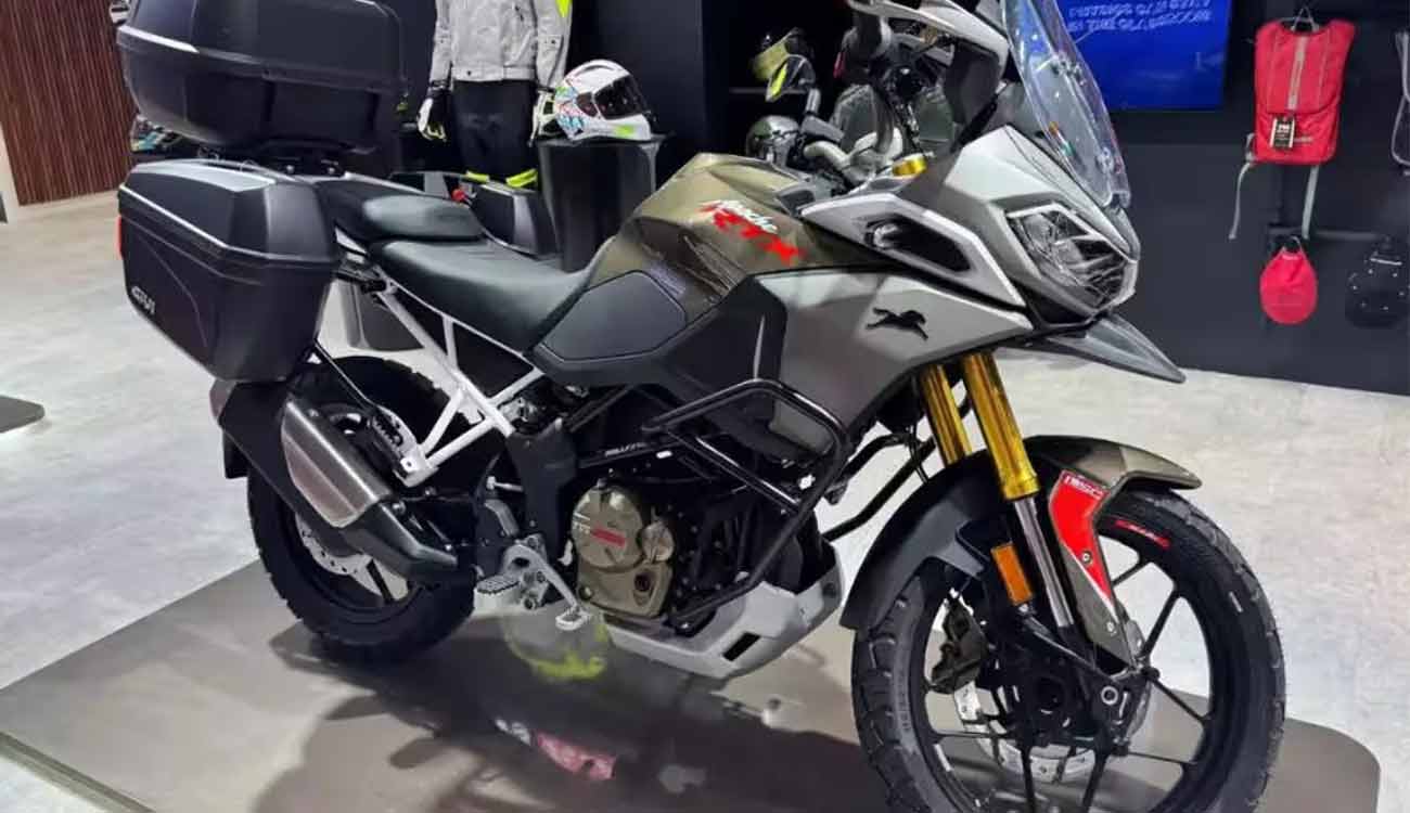 TVS Apache RTX 300