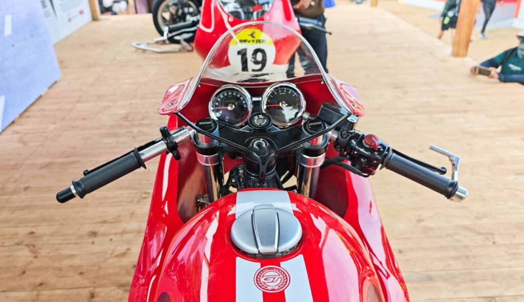 royal enfield gt-r 750 race