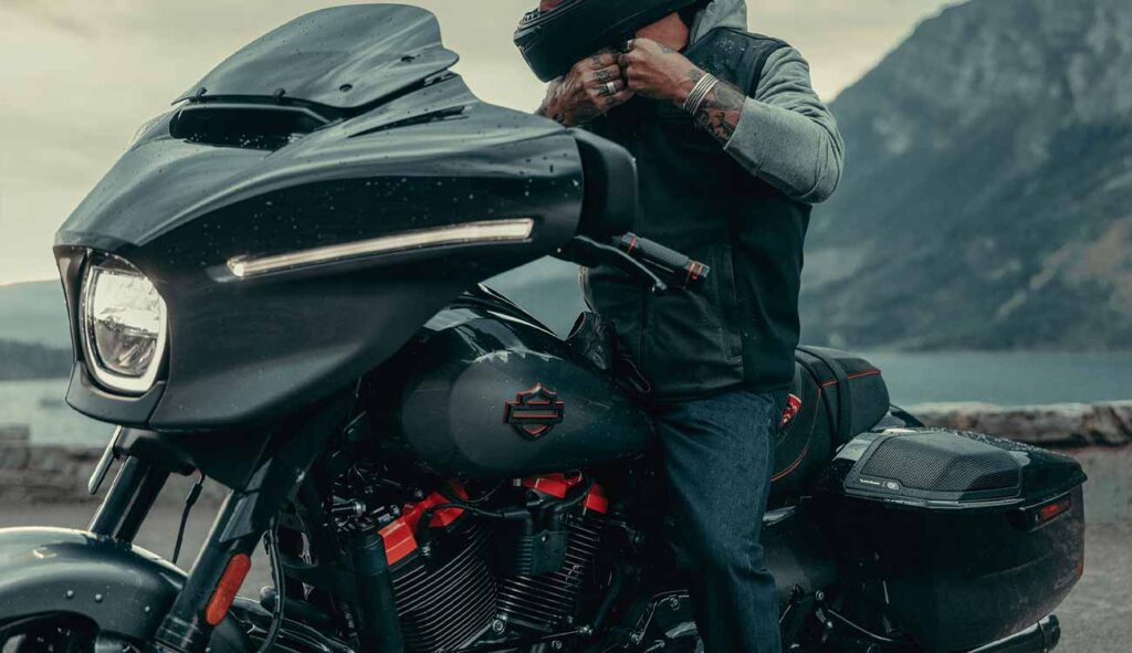 harley-davidson cvo street glide 2025 riding